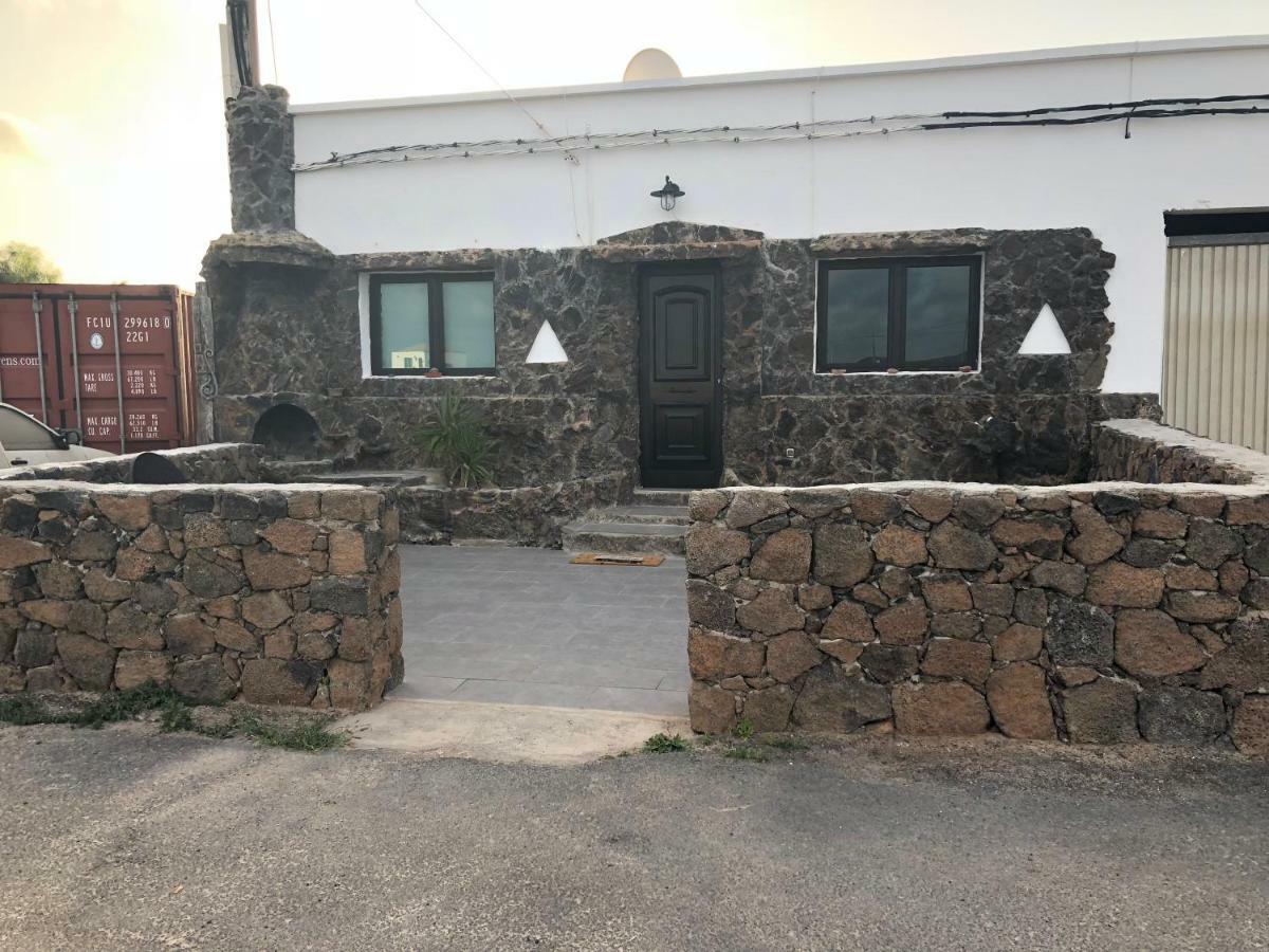 Yasmina Villa Lajares Exterior photo